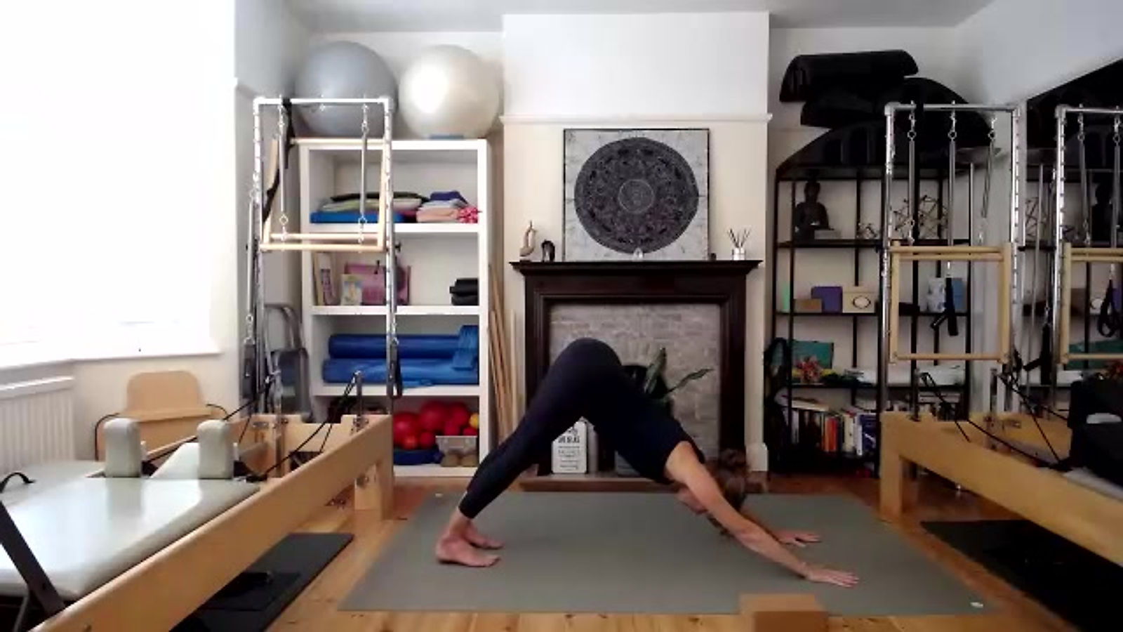 Dynamic Hatha Yoga